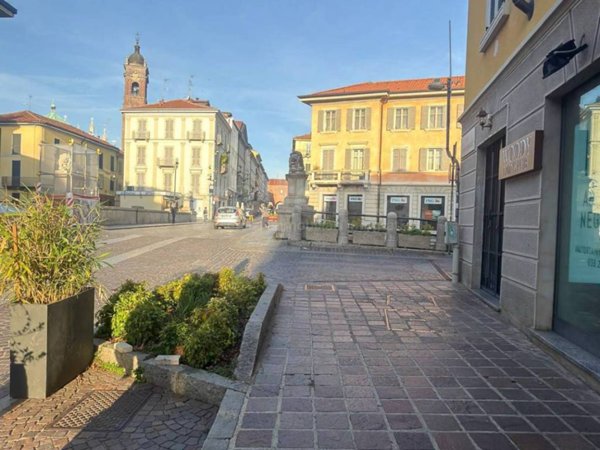 ufficio in affitto a Monza in zona Centro Storico