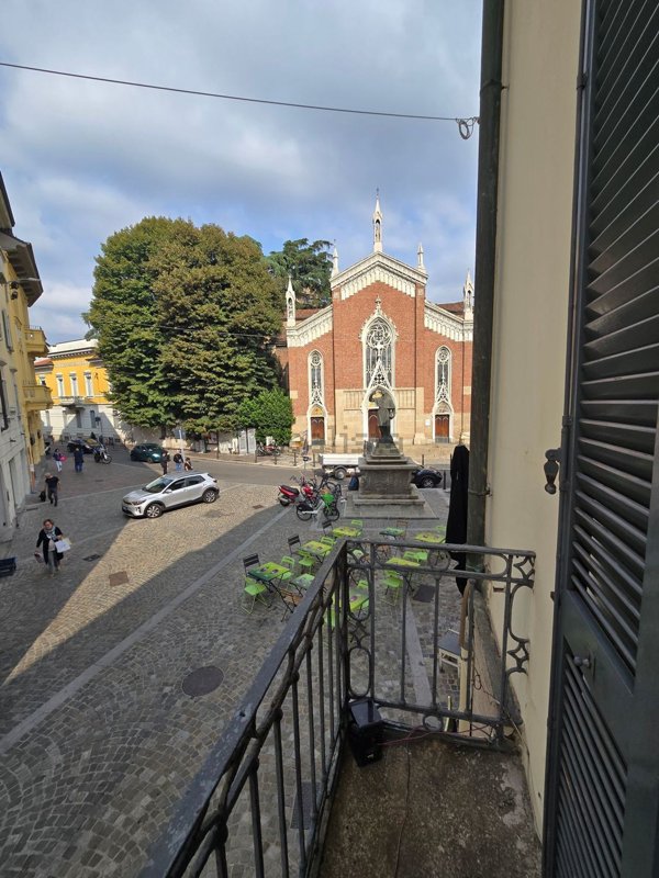 appartamento in affitto a Monza in zona Centro Storico