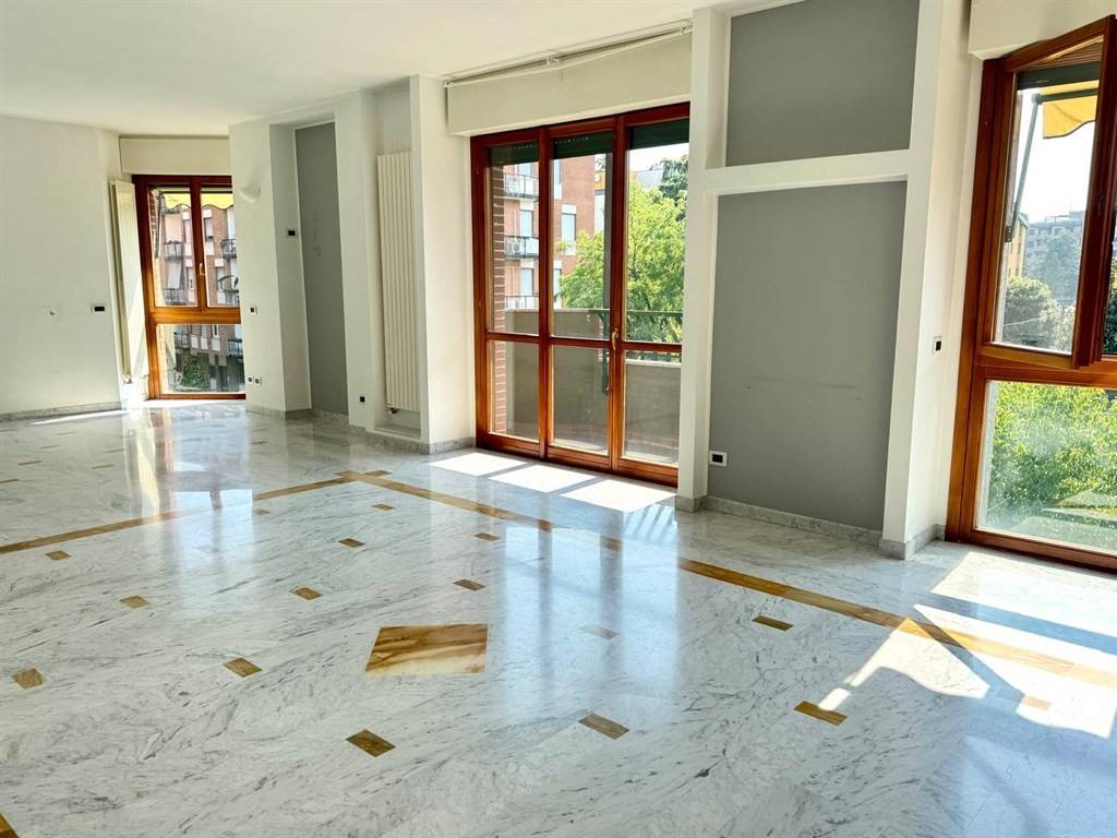 appartamento in affitto a Monza in zona Centro Storico