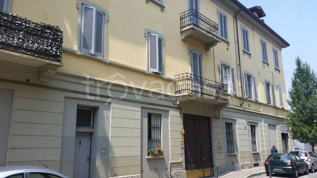 appartamento in affitto a Monza in zona Centro Storico