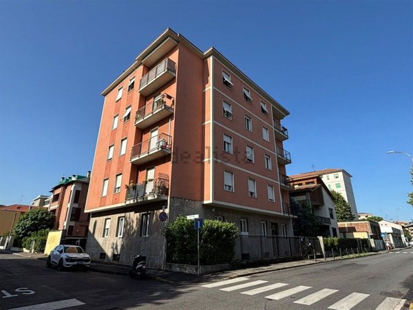 appartamento in affitto a Monza