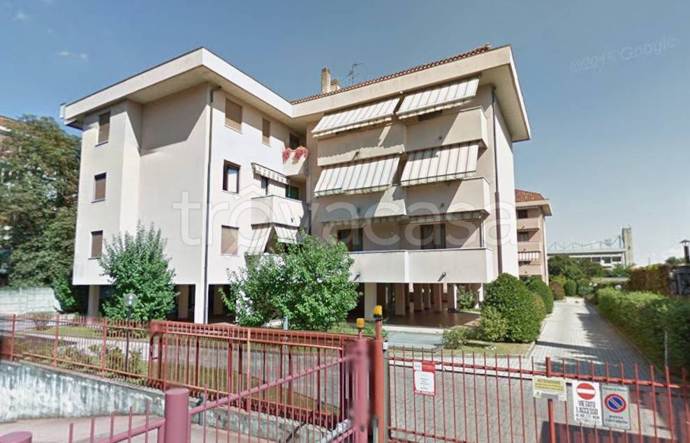 ufficio in affitto a Monza
