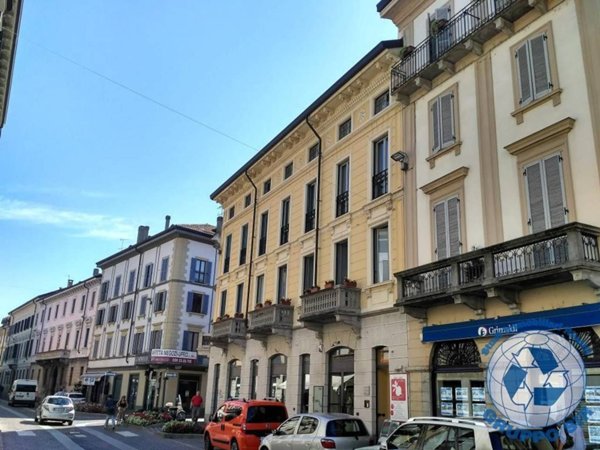 appartamento in affitto a Monza in zona Centro Storico