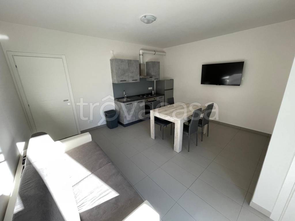 appartamento in affitto a Muggiò