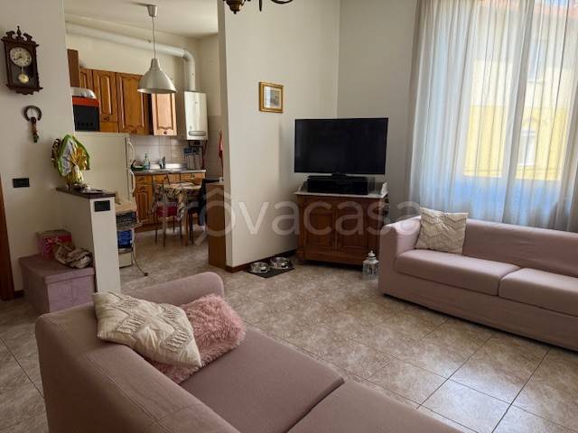 appartamento in affitto a Muggiò