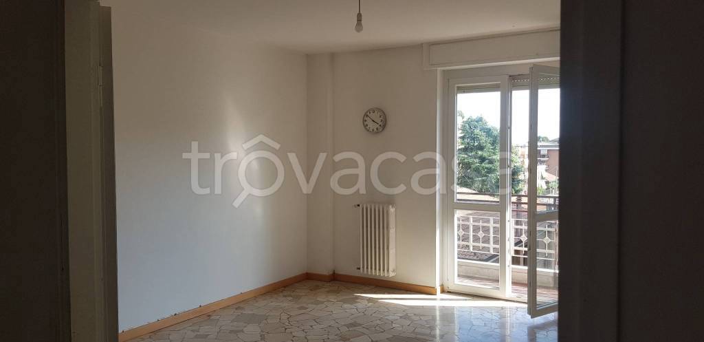 appartamento in affitto a Muggiò