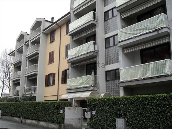 ufficio in affitto a Muggiò