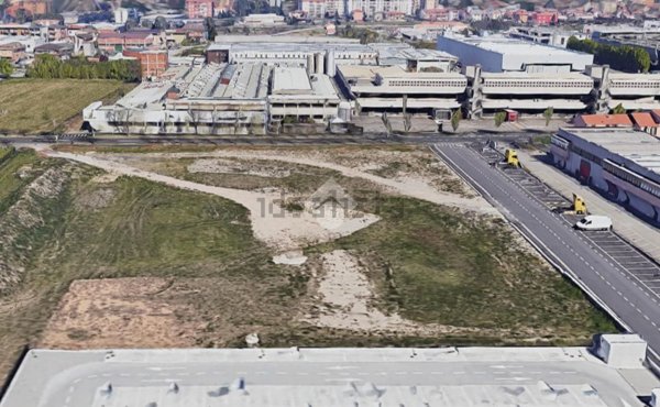 capannone in affitto a Muggiò