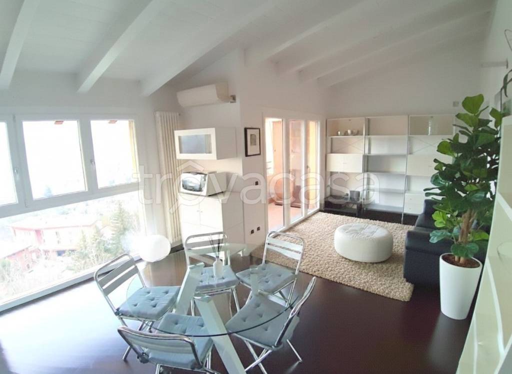 appartamento in affitto a Muggiò