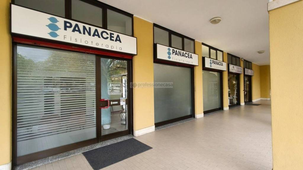 negozio in affitto a Muggiò