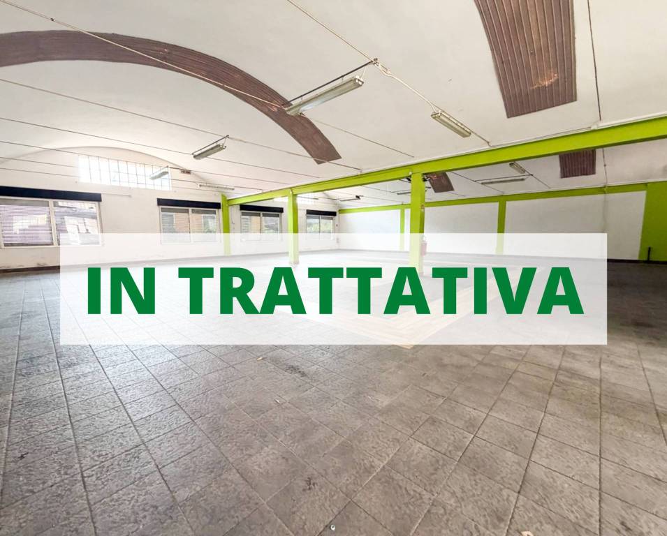 locale commerciale in affitto a Muggiò in zona Taccona