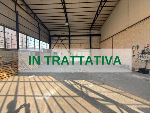 locale commerciale in affitto a Muggiò in zona Taccona