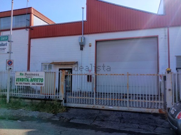 ufficio in affitto a Muggiò in zona Taccona
