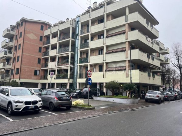 appartamento in affitto a Muggiò