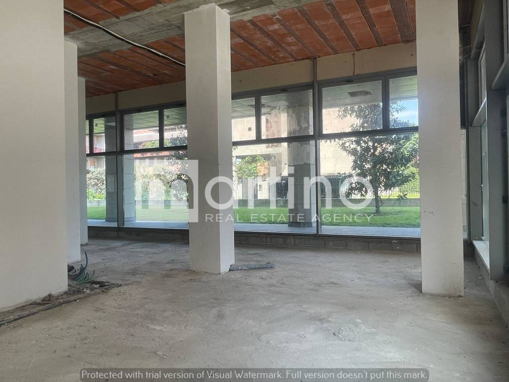 negozio in affitto a Nova Milanese