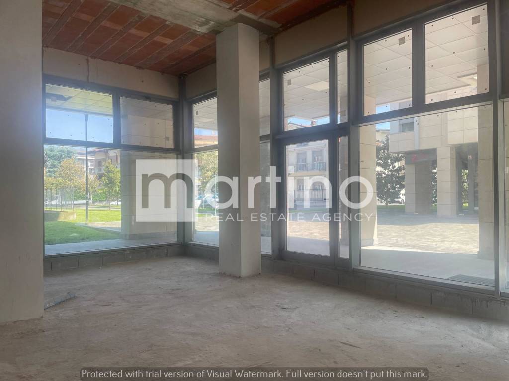 negozio in affitto a Nova Milanese