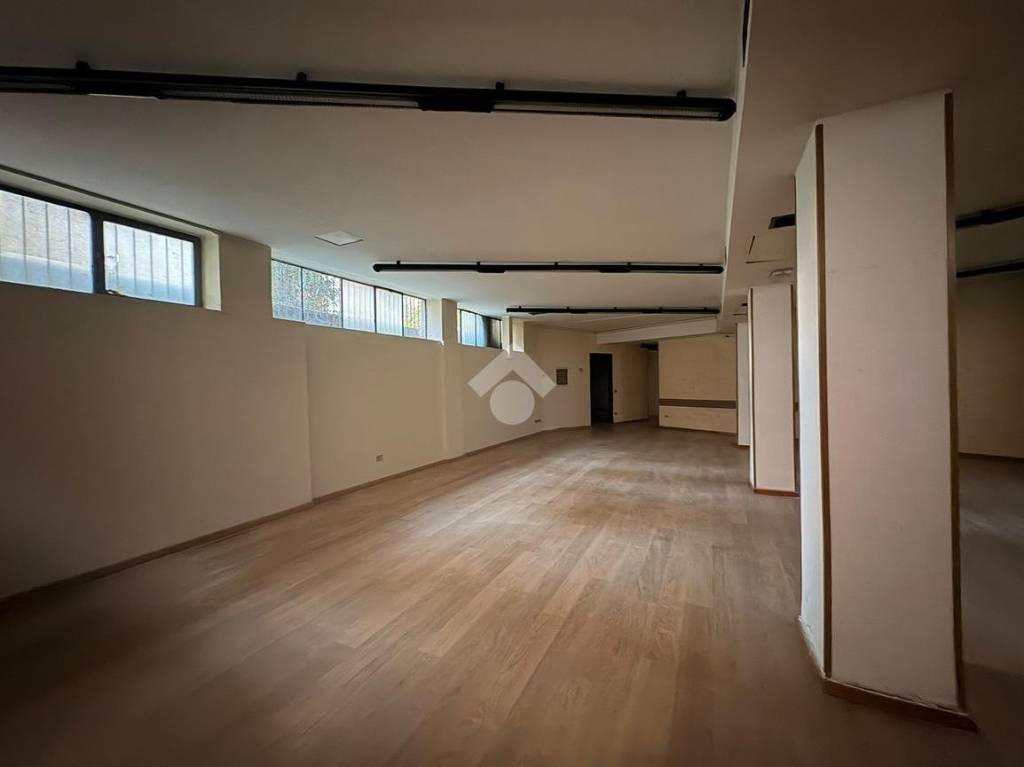ufficio in affitto a Nova Milanese