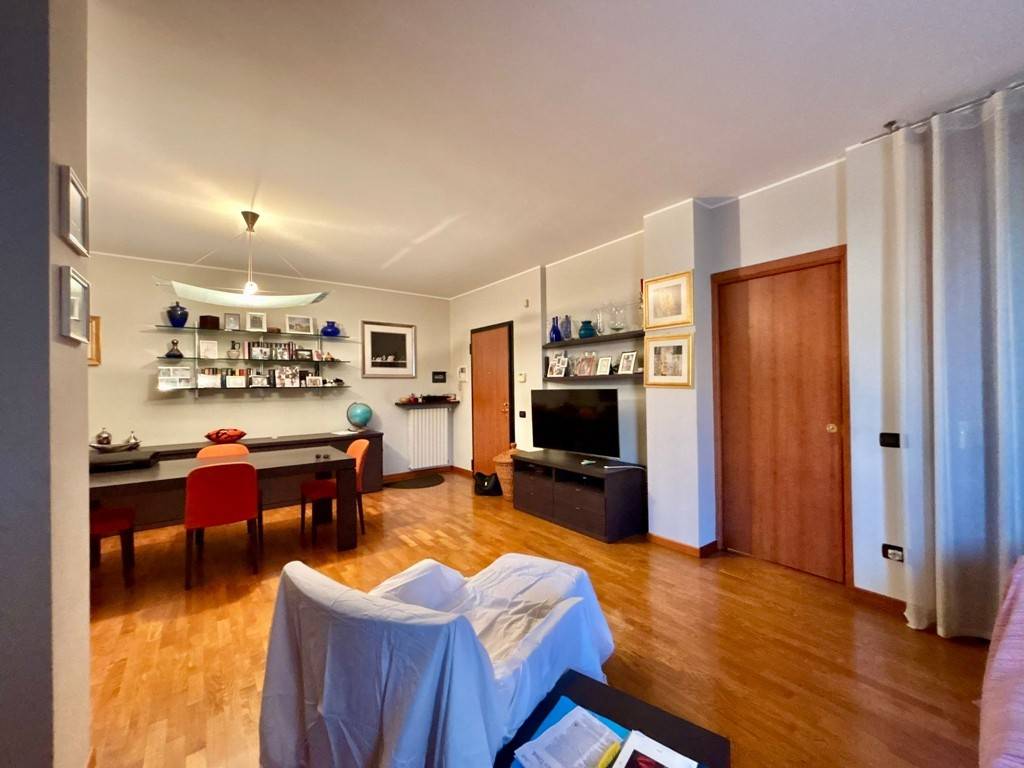 appartamento in affitto a Nova Milanese