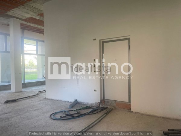 negozio in affitto a Nova Milanese