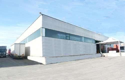 locale commerciale in affitto ad Ornago