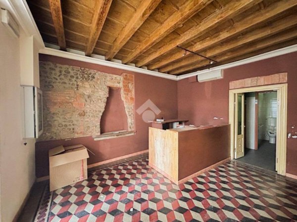negozio in affitto a Seregno