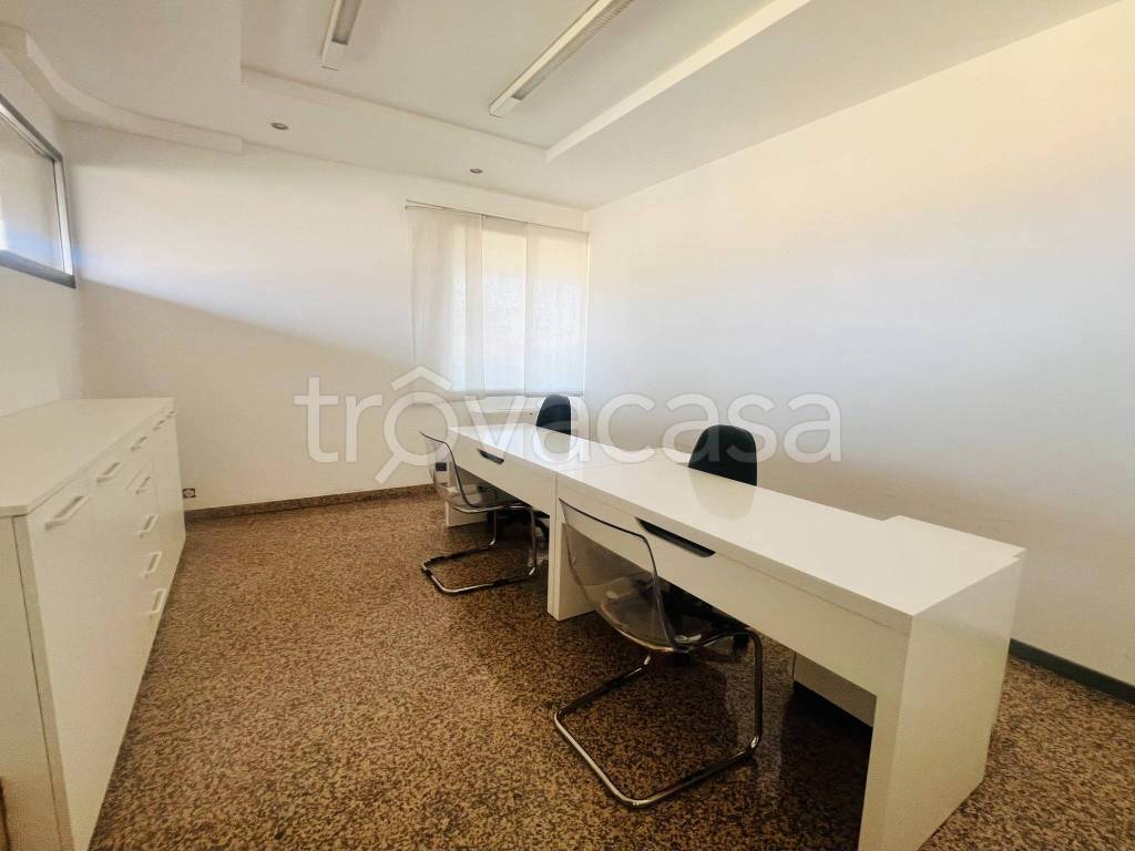 ufficio in affitto a Seregno