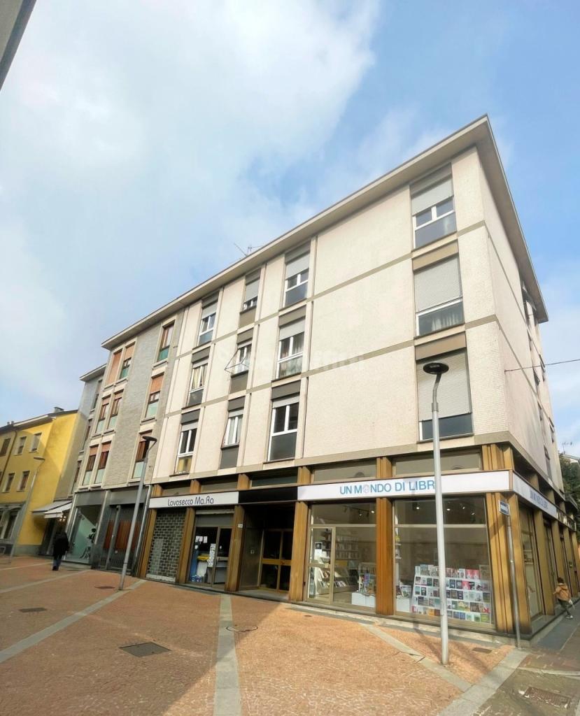 appartamento in affitto a Seregno