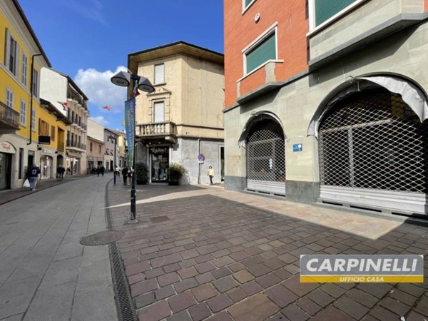 negozio in affitto a Seregno