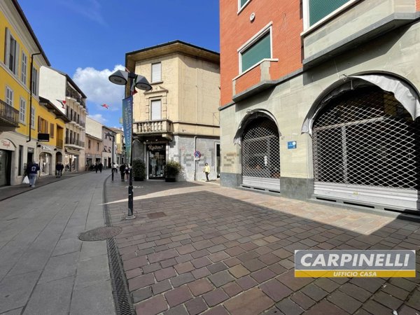 negozio in affitto a Seregno