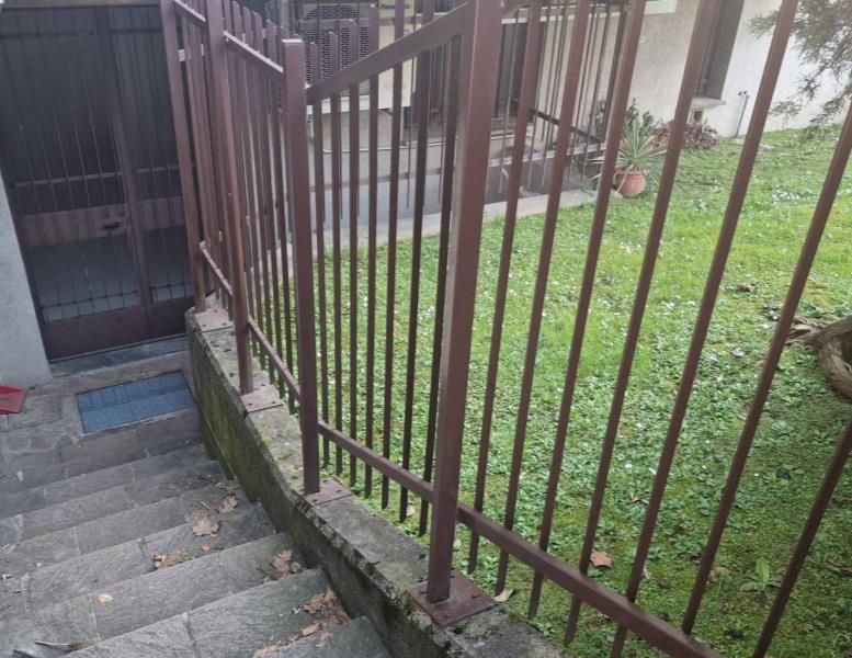 locale commerciale in affitto a Seregno