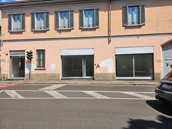 negozio in affitto a Seregno