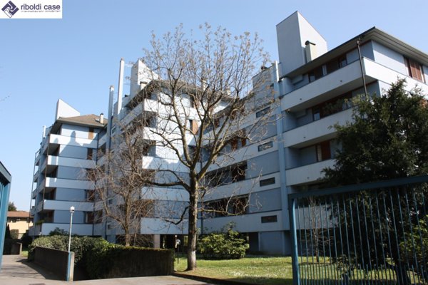 appartamento in affitto a Seregno