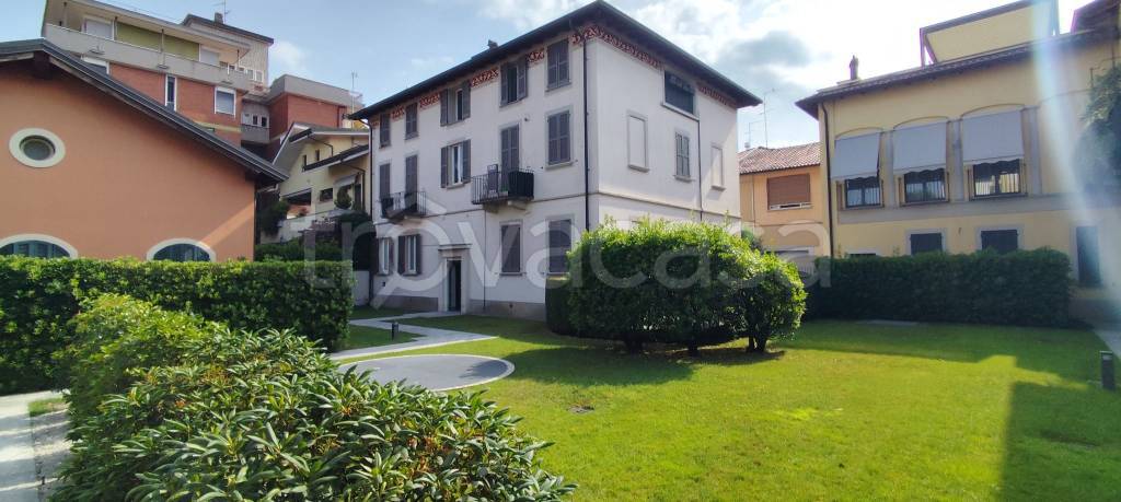 appartamento in affitto a Seregno
