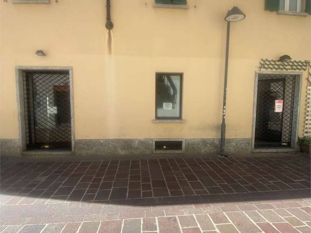 negozio in affitto a Seregno
