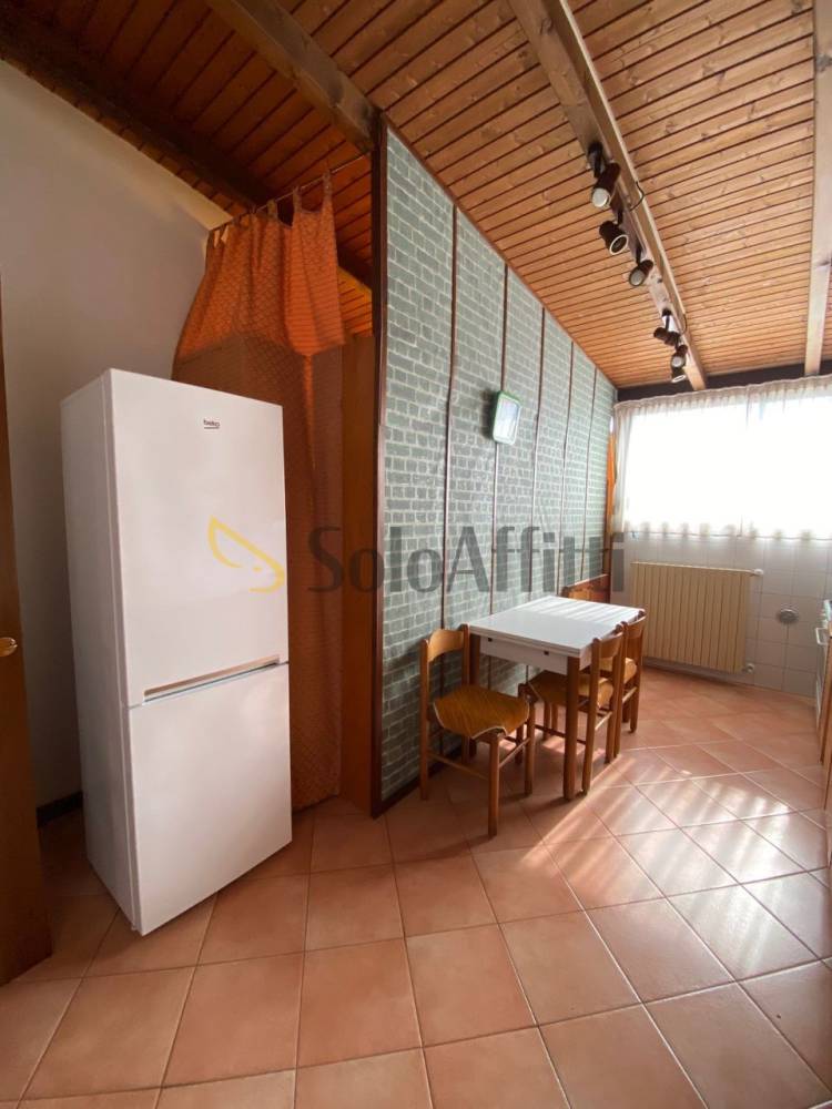 casa indipendente in affitto a Seregno