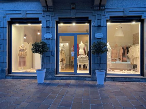 negozio in affitto a Seregno