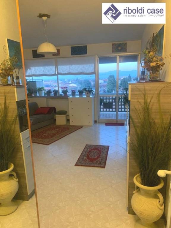 appartamento in affitto a Seregno