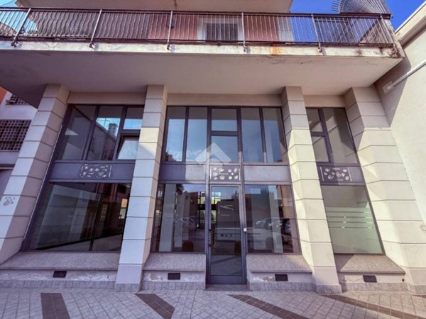 negozio in affitto a Seregno