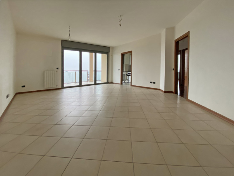 appartamento in affitto a Seregno