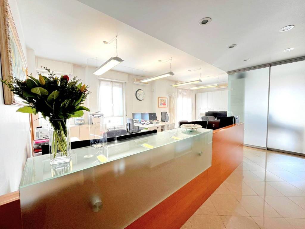 ufficio in affitto a Seregno