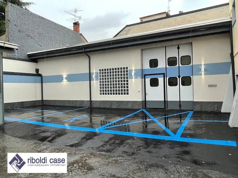 capannone in affitto a Seregno