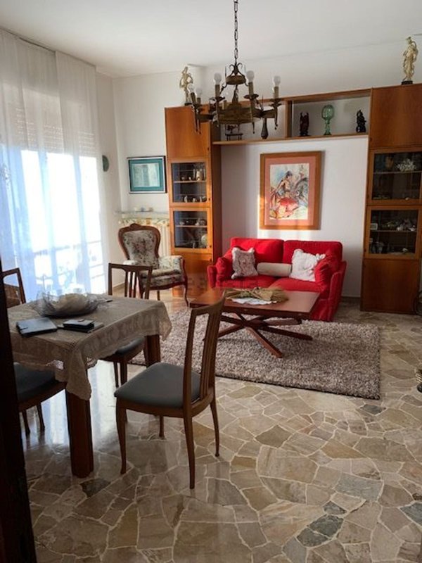 appartamento in affitto a Seregno