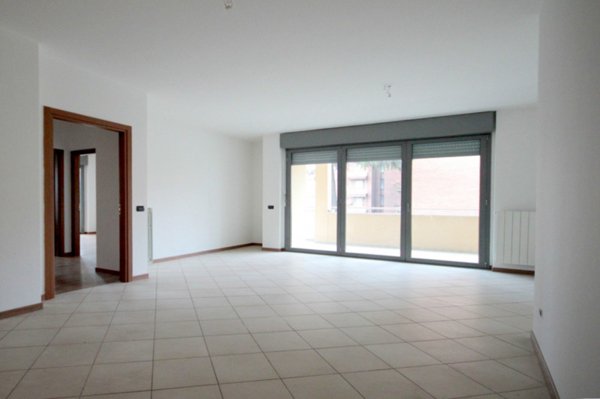 appartamento in affitto a Seregno