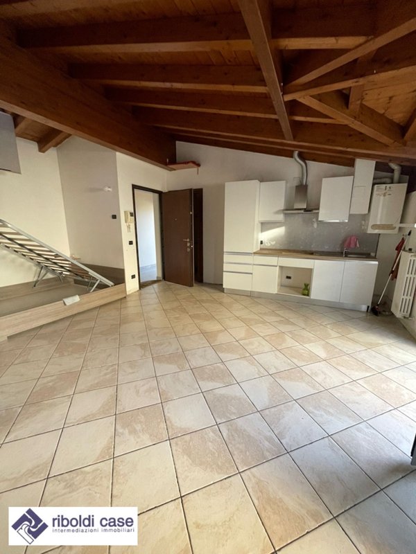 appartamento in affitto a Seregno