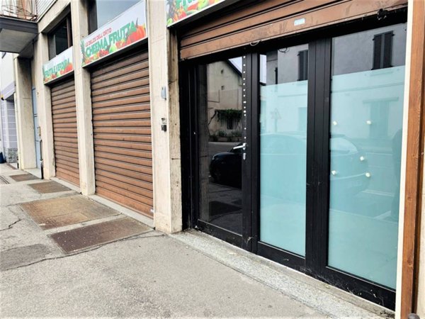negozio in affitto a Seregno