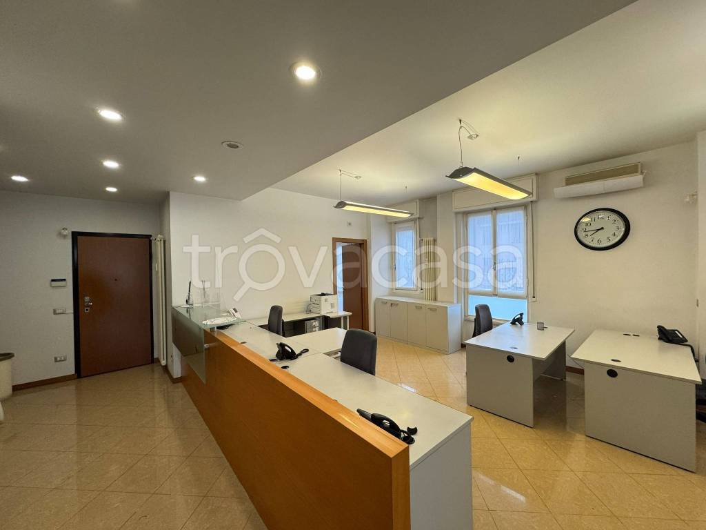 ufficio in affitto a Seregno