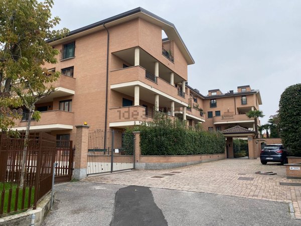 appartamento in affitto a Seregno