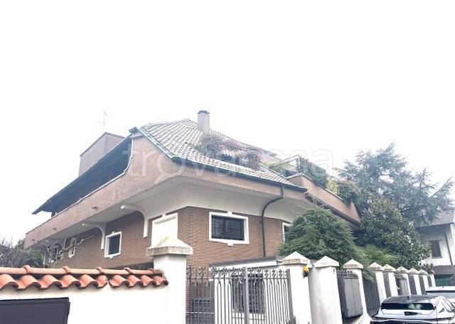 appartamento in affitto a Seregno