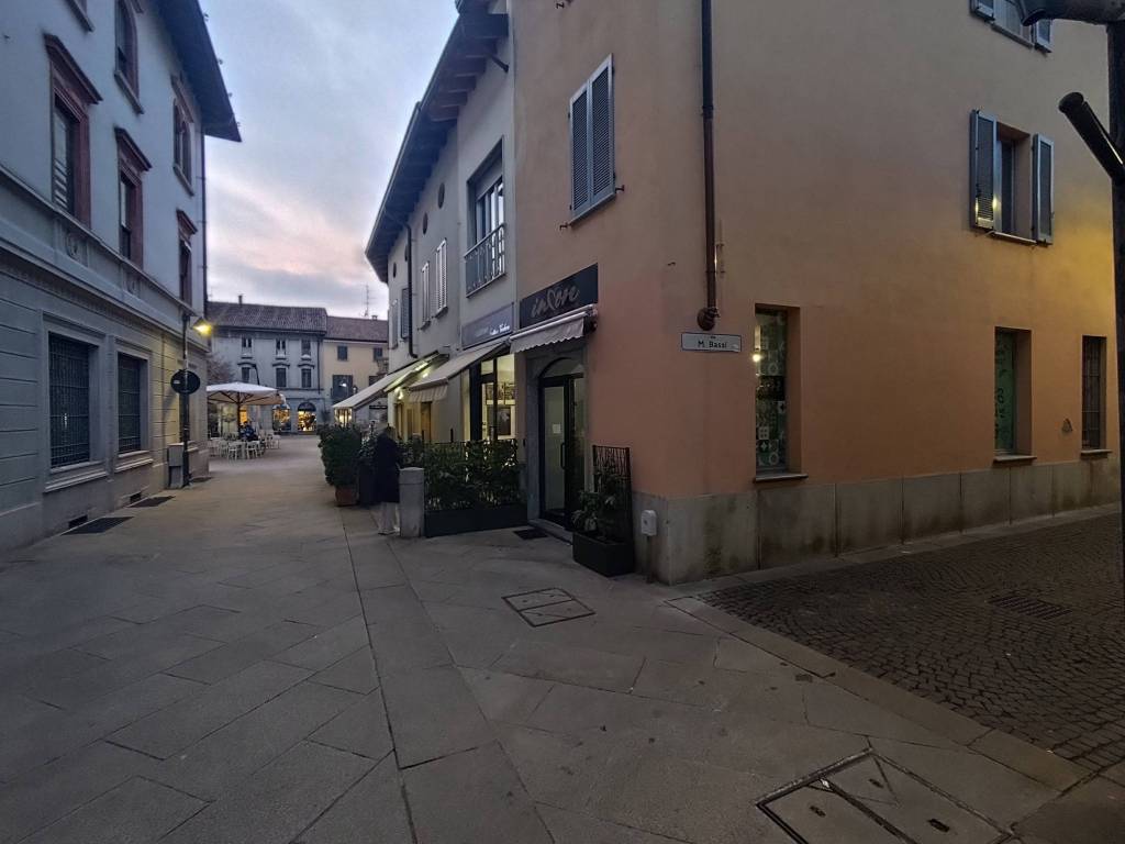 negozio in affitto a Seregno