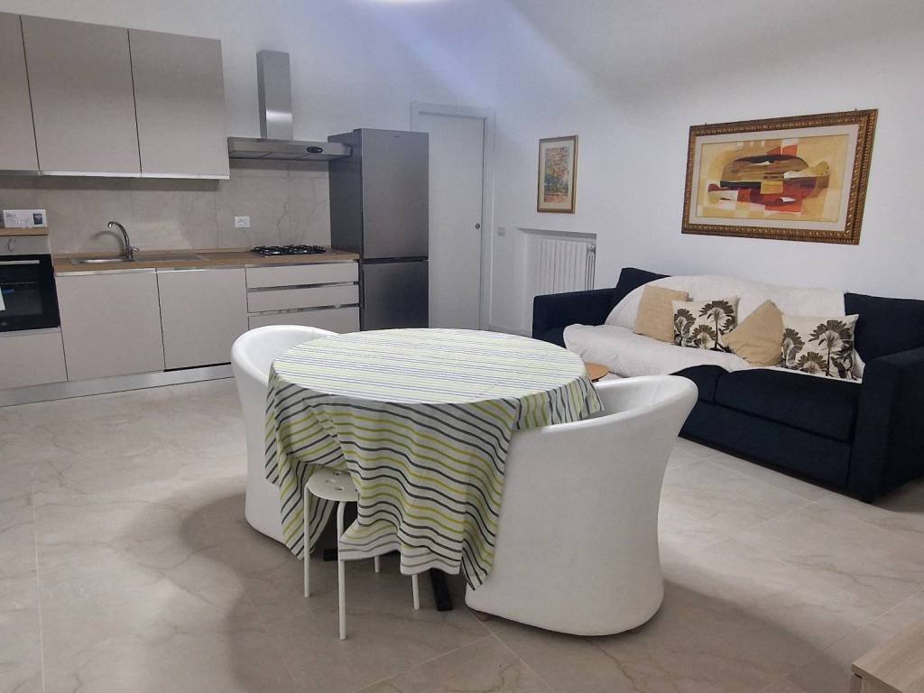 appartamento in affitto a Seregno